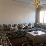 Cozy Apartment Near Anza Beach
