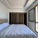 Apartment Facing The Sea