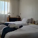 Private Room In A Shared Apartment With Pool