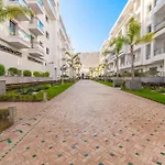 Luxury Seafront Apartment 102Sqm With Wi-Fi And Parking