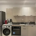 Chic Apartment Islan