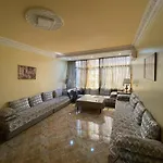 Private 2 Bedroom Traditional Apartment 10 Min Walk To Beach