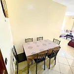 Economical Accommodation In The City Center, Suitable For Travelers Who Don\'T Want To Spend Too Much Money, Only 2 Minutes From Shops And Restaurants