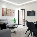 Luxury Retreat In Center, Near Beach & Comfort