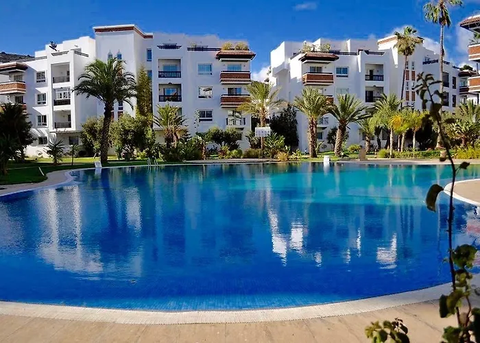 Luxury Apartment Marina