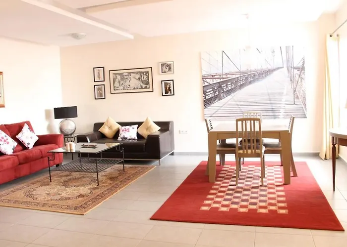 Appartement Spacieux Avec Piscine