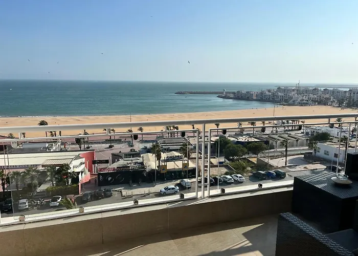 Luxury Apartment 105sqm Terrace Seafront