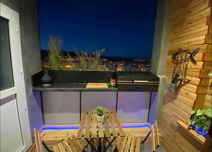 Islan Bay Apartment
