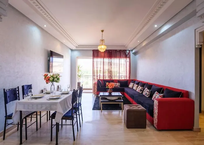 Amazing Beautiful & Luxurious Apartment In Touristic Area