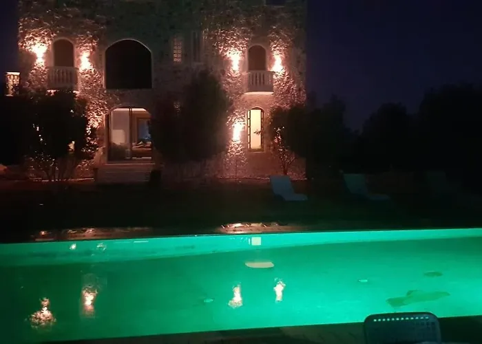 Gite Ferme Avec Piscine Privee