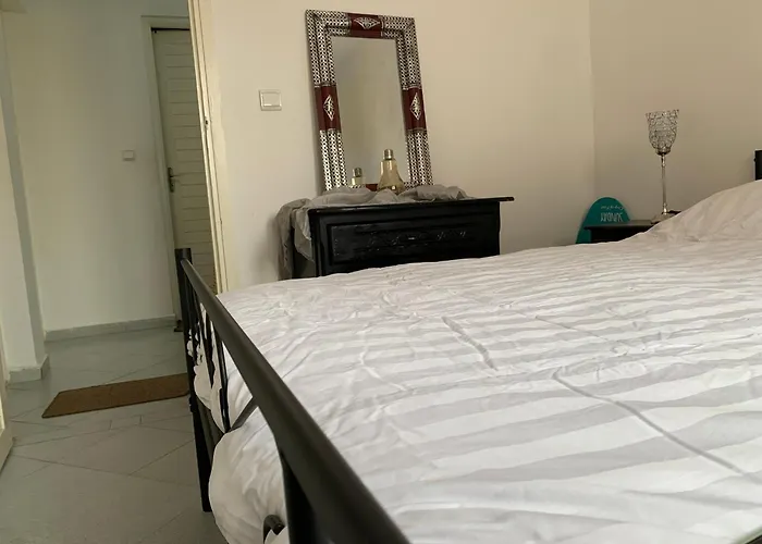 Happy Apartment