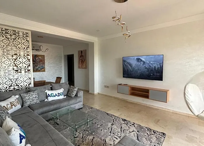 Sublime Appartement A La Marina Agadir Vue Sur Mer Et Piscine