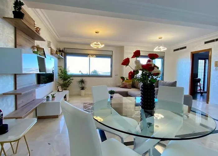 Appartement Luxueux Avec Vue Panoramique Sur Marina