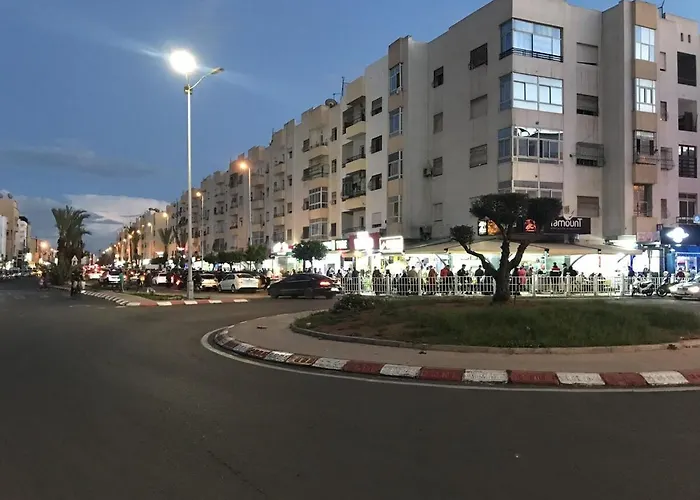 Sejour Cosy A Agadir Wi-Fi, Parking & Cuisine Equipee