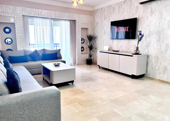 Marina Sapphire - Sea View Waterfront