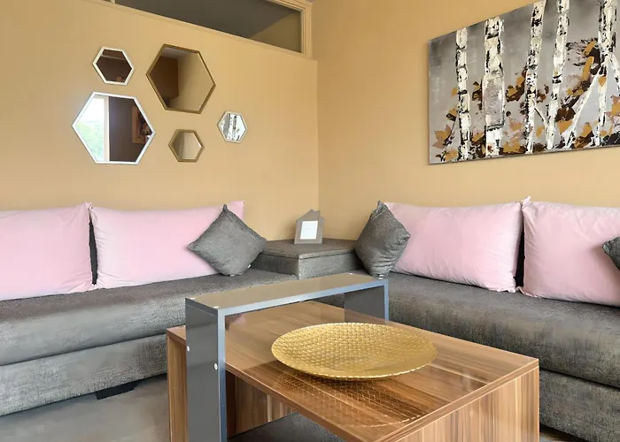 Cosy Appartement Au Super Centre Ville Avec Vue Partielle Sur Le Parc