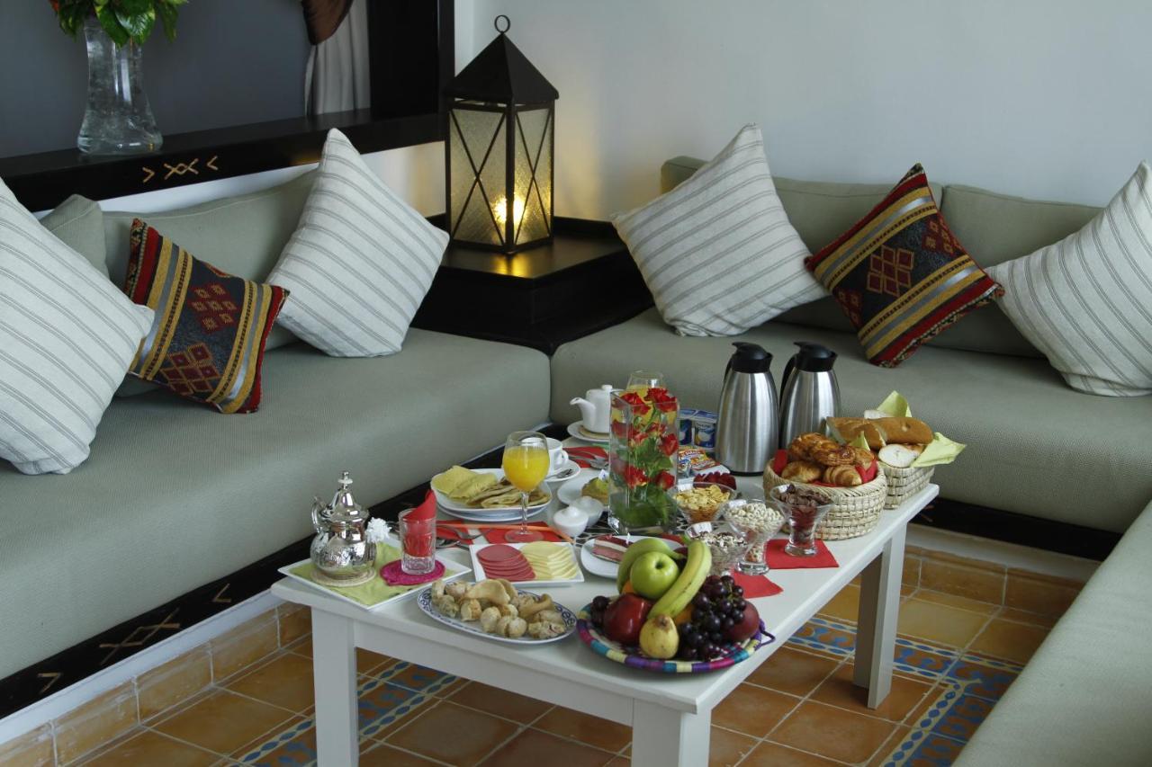 Hotel Borjs & 4*
