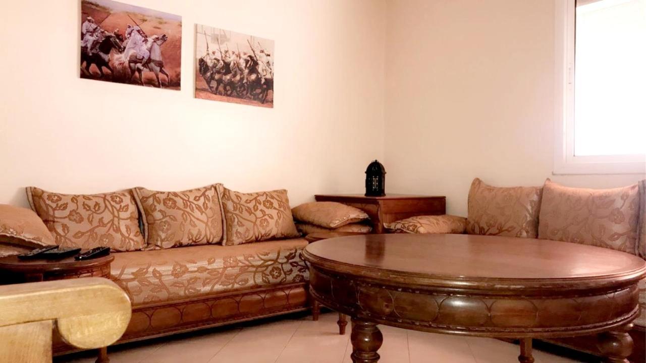 Apartment One Bedroom With View And Enclosed Garden At 2 Km Away From The