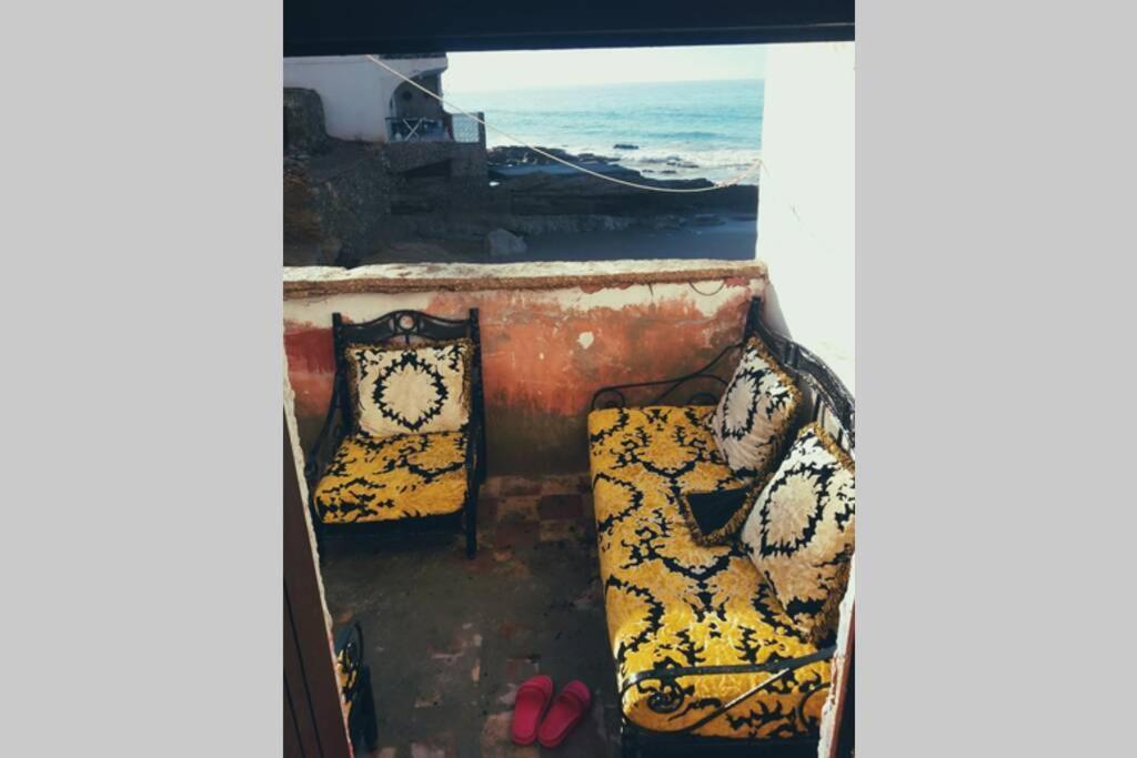 One Minute To The With A Sea View From The Balcony Apartment *