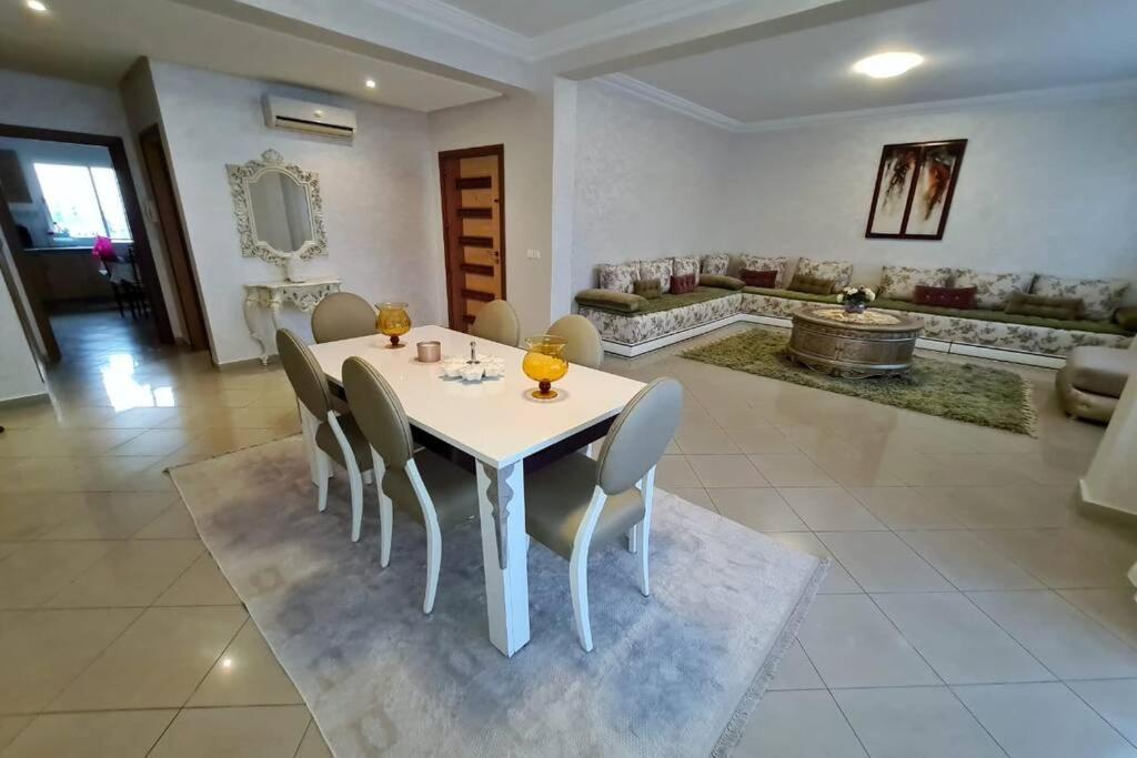 Standing En Plein Centre Apartment *