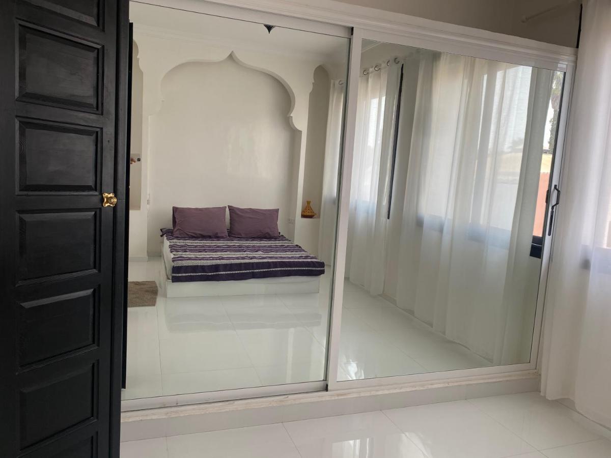 Villa Riad Talborjt : Jacuzzi Pool *