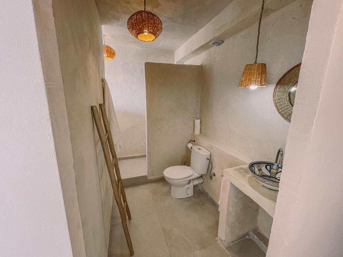 Blue Waves Surf House 3*