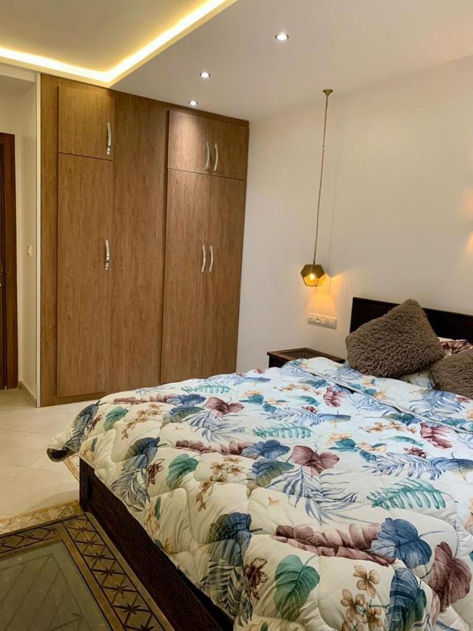 Apartment Lovely 2-bedroom In Haut-founty *