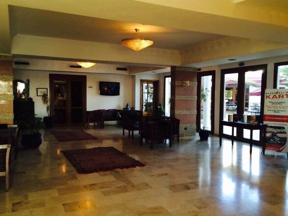 Flathotel 4*