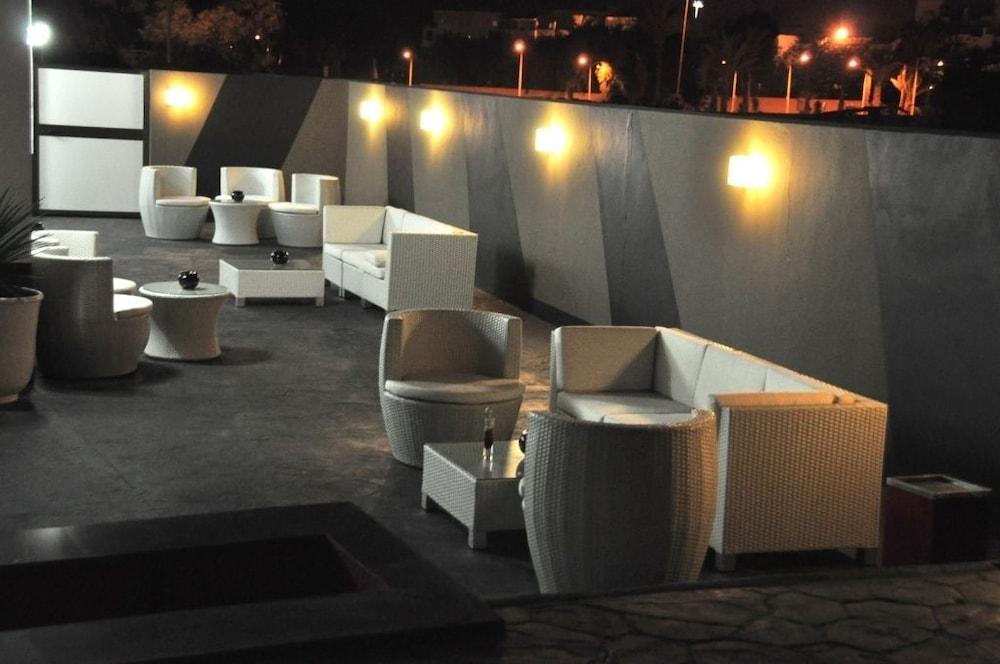 La Boutique 3*
