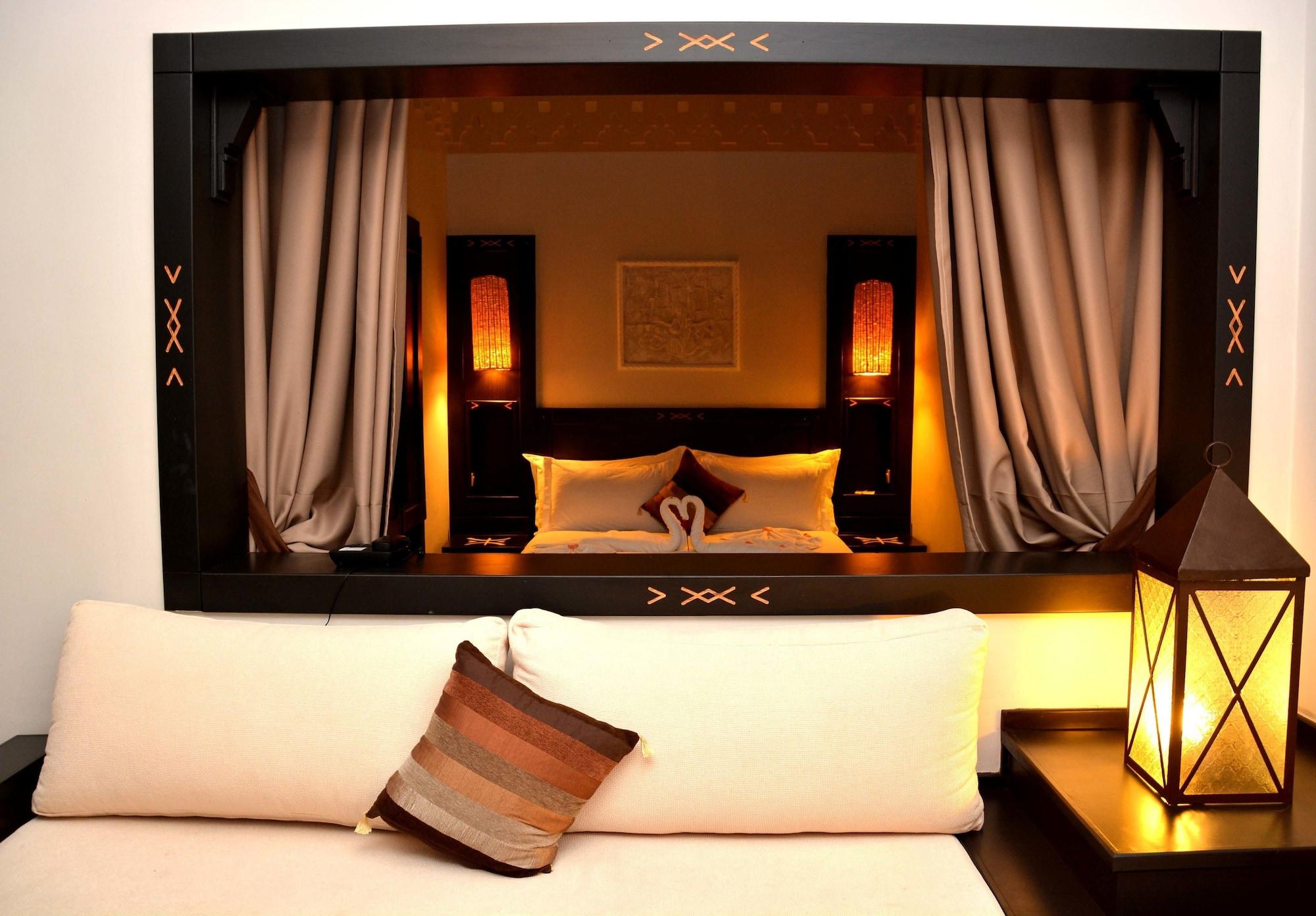 Hotel Borjs &