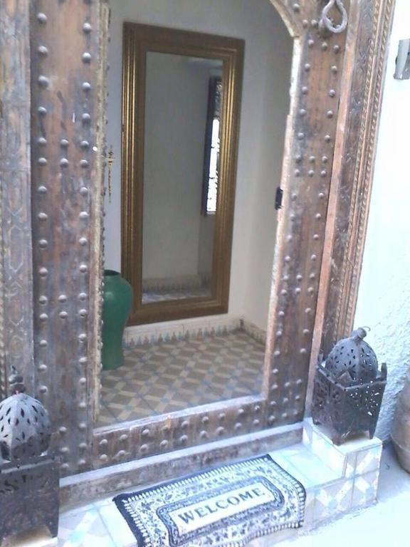 Foutour Sarir *