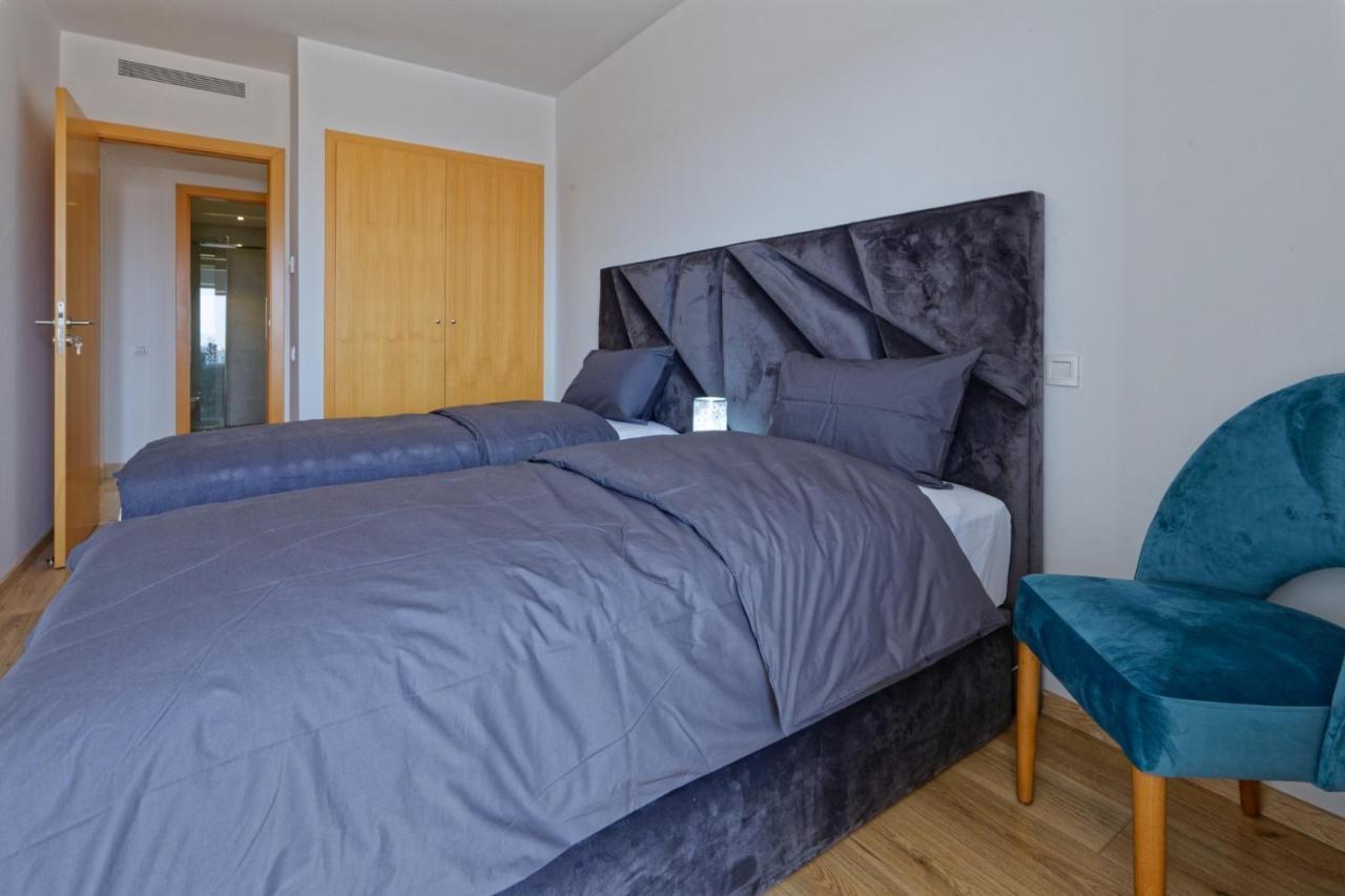 Luxury 100sqm With Pool Near Wifi Unlimited With Optical Fiber *