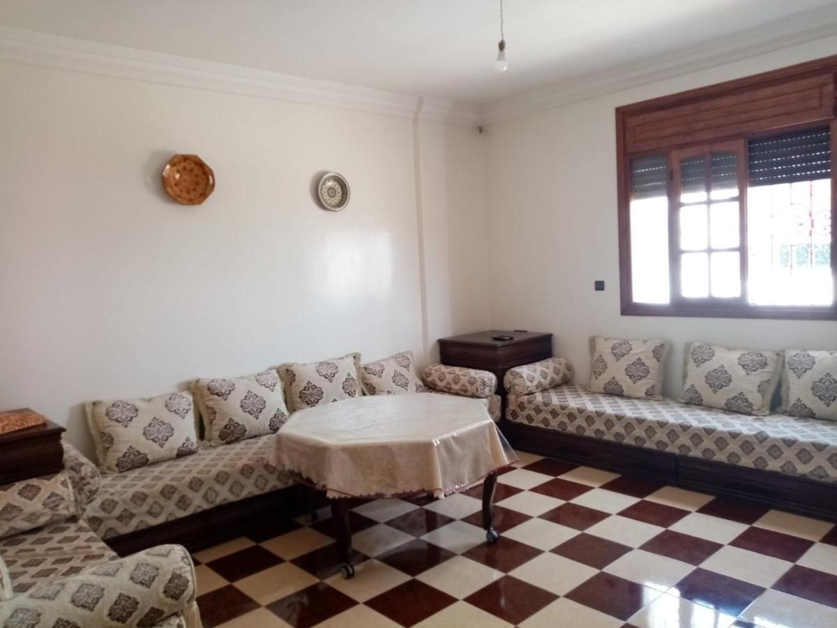 Appartement Grand A 5 Mn De La *