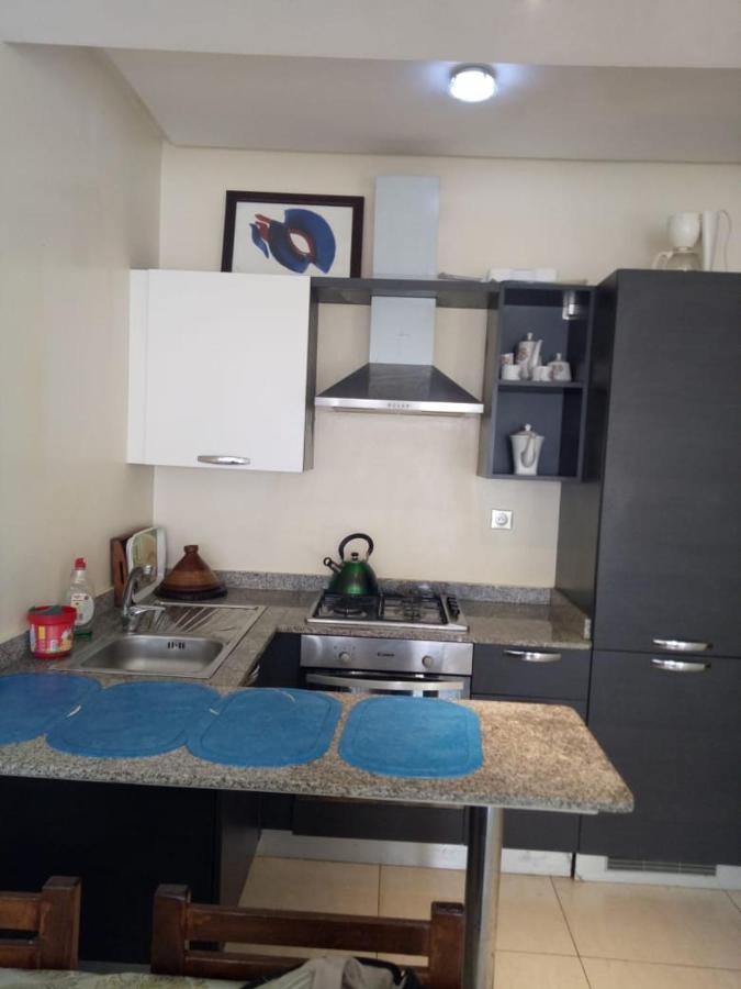 Islan Apartment *