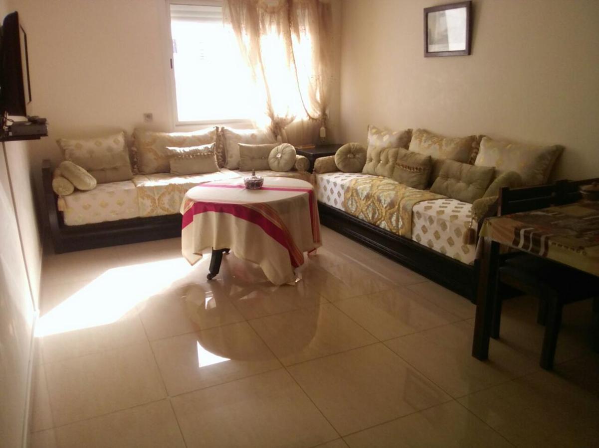 Islan Apartment *