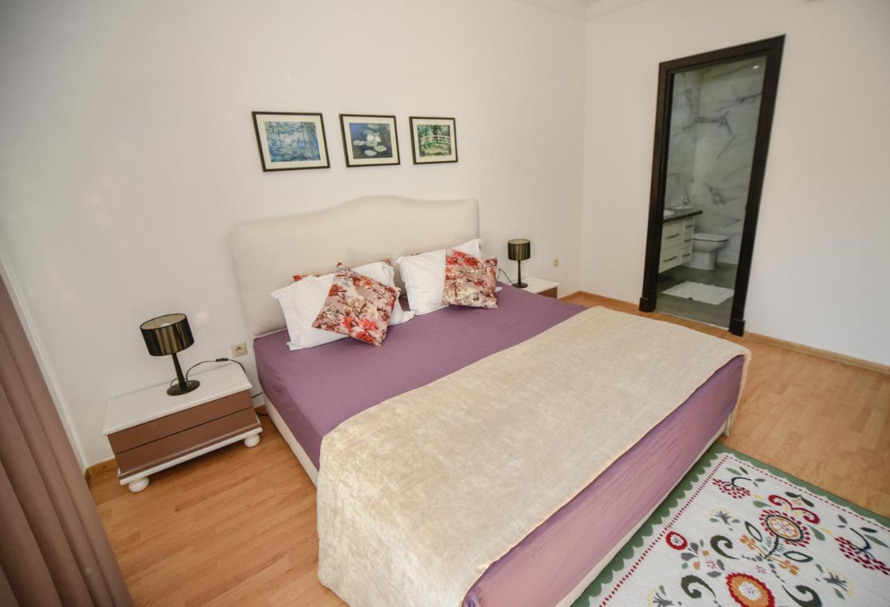 Marina Family Sunny Apartment