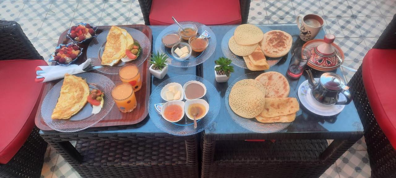 De La Vallee De Sousse Bed & Breakfast