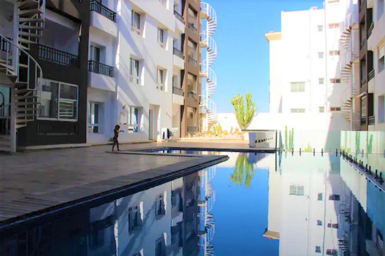 Spacieux Avec Piscine Apartment