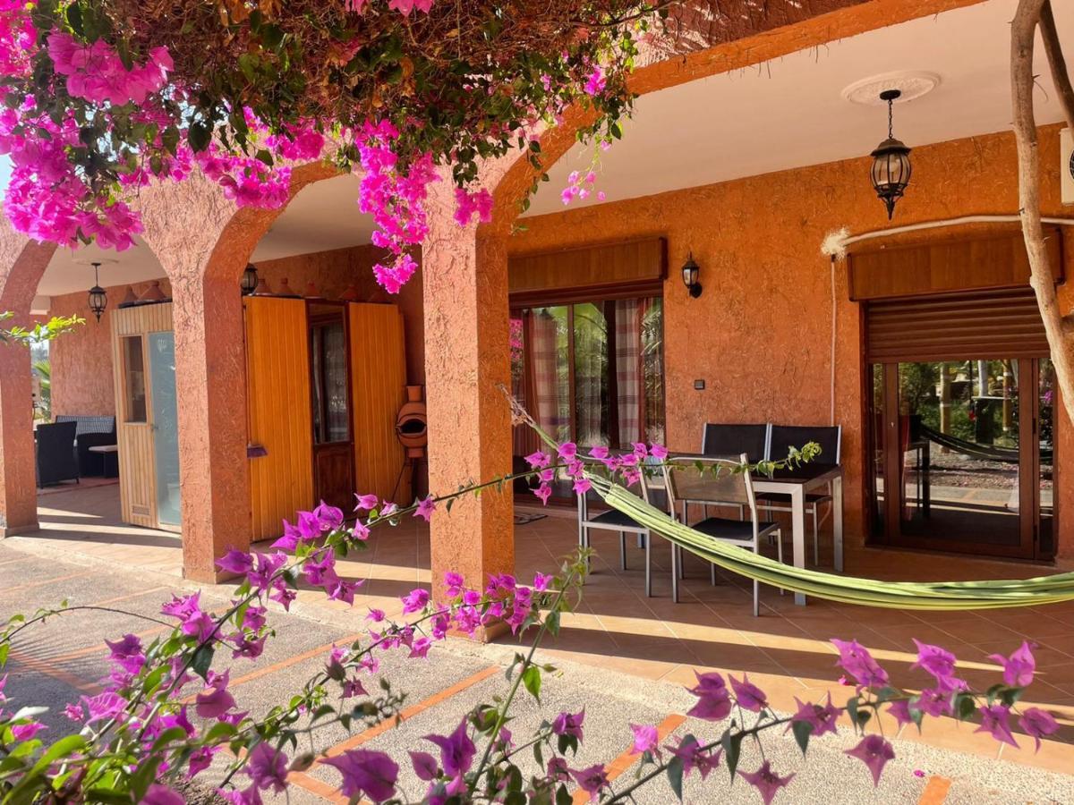 Maison D Hotes Hammam Bien-etre Et Piscine Vakantiehuis