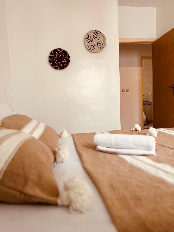 2 Bedroom 10 Minutes From *