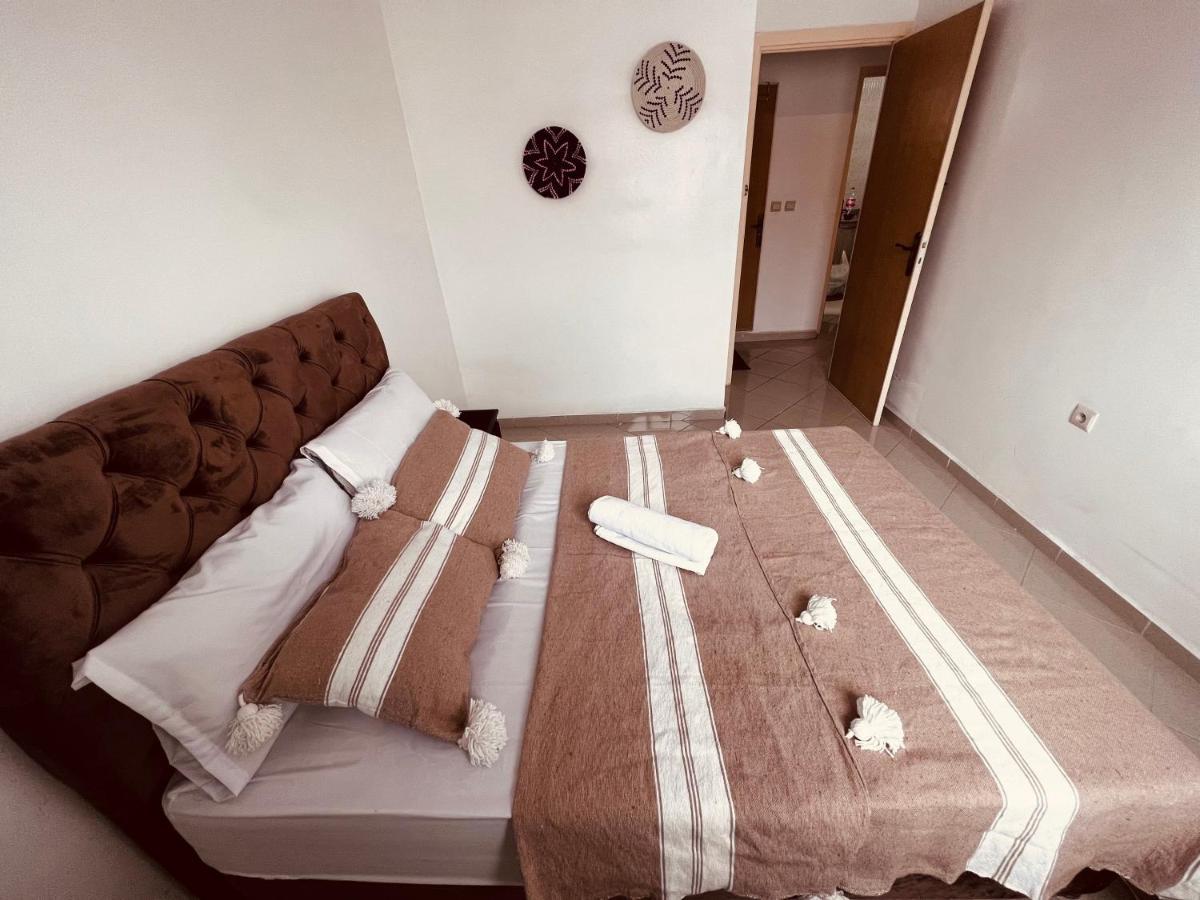 Apartment 2 Bedroom 10 Minutes From