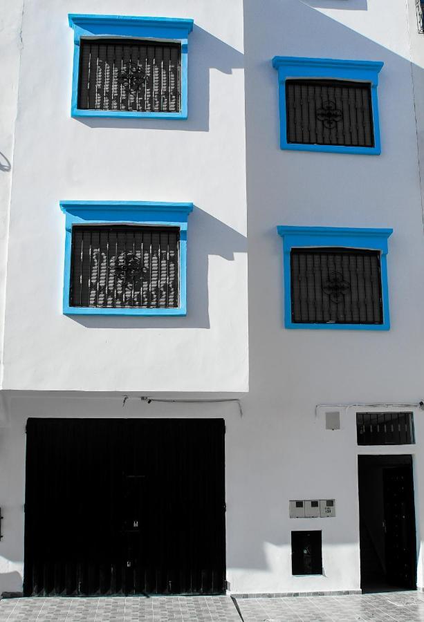 Fortune House & Waves *