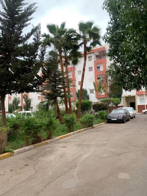 Joli Familial Centre-ville A Hay Salam Apartment *