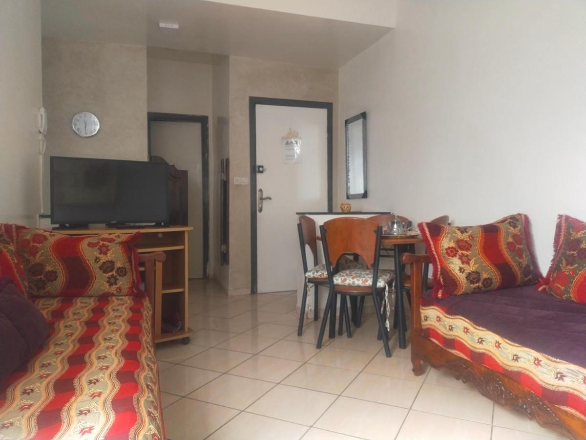 Entire Apartment *