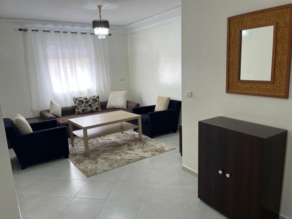 Apartment Miftah Sahill Anza