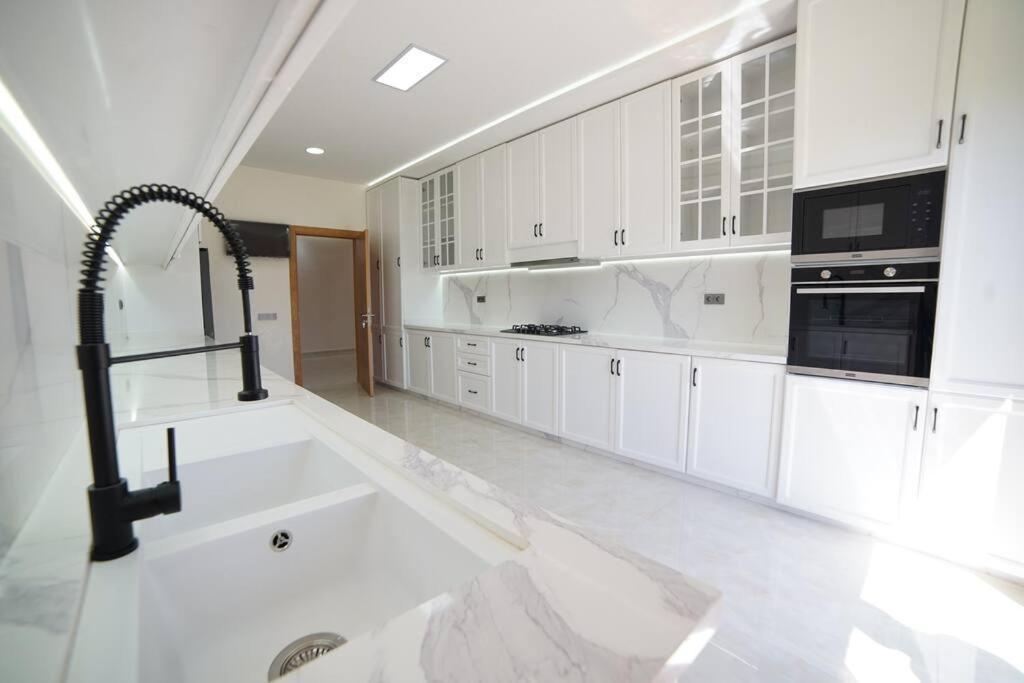 Luxury Ecologique Villa