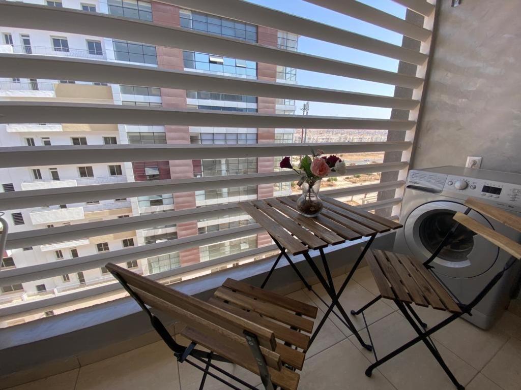 Sofia Suites Pool&balcony