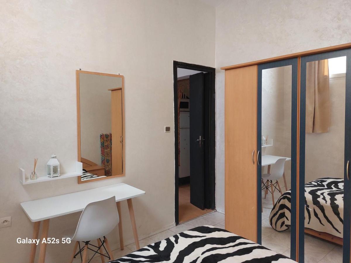 Entier A A Coucher Apartment *