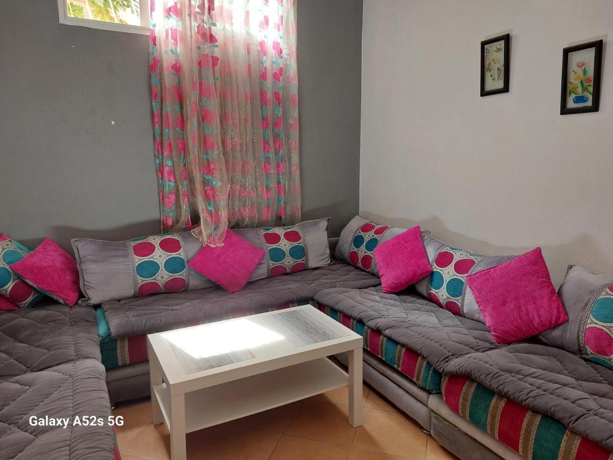 Entier A A Coucher Apartment *