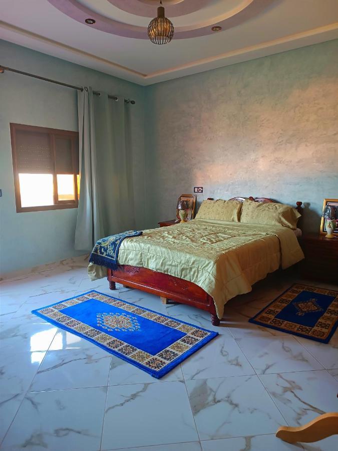 Villa Villa *